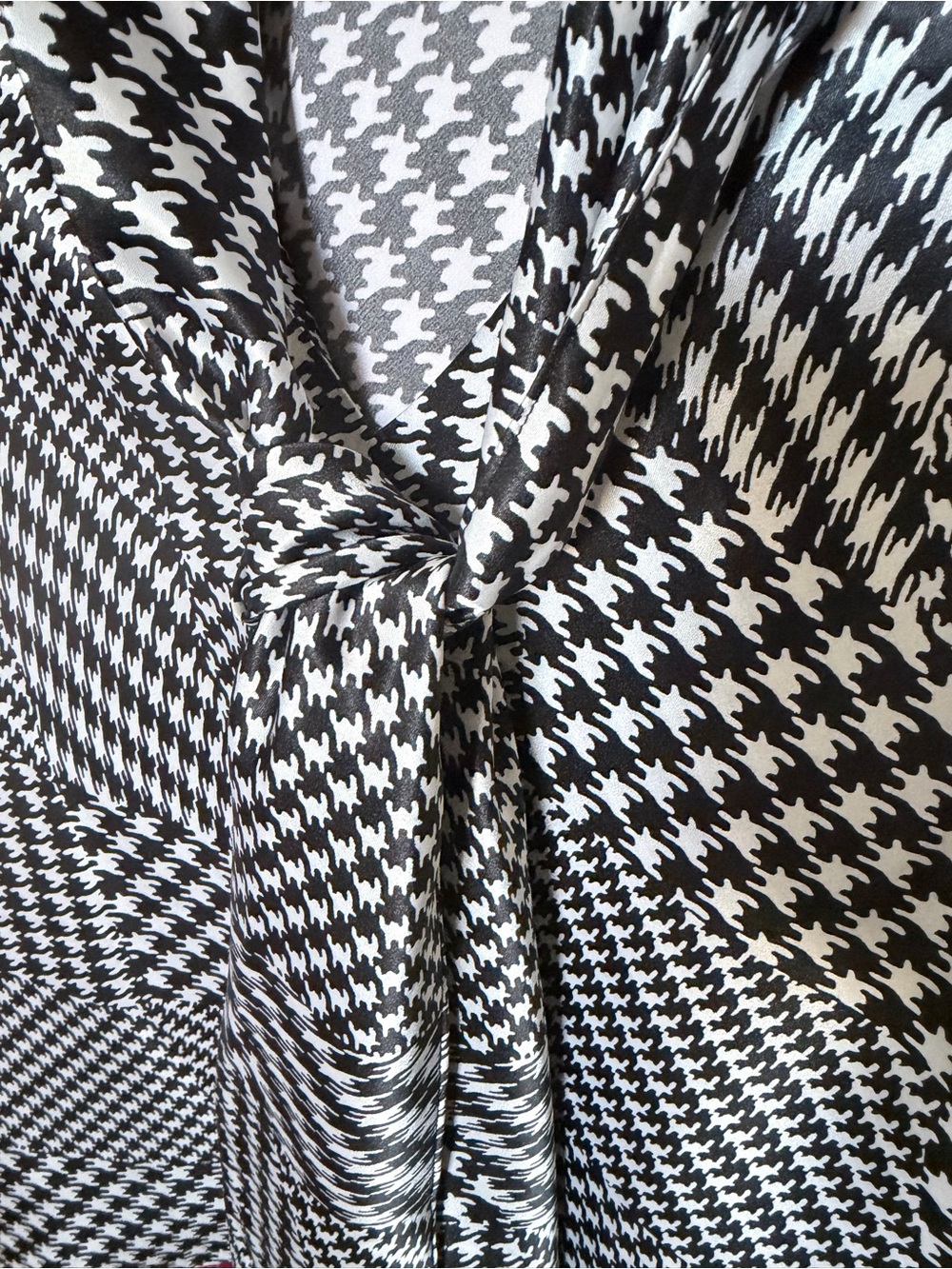 Ann Klein Sleeveless Black & White Houndstooth Bow-Tie Top Small - Picture 4 of 5